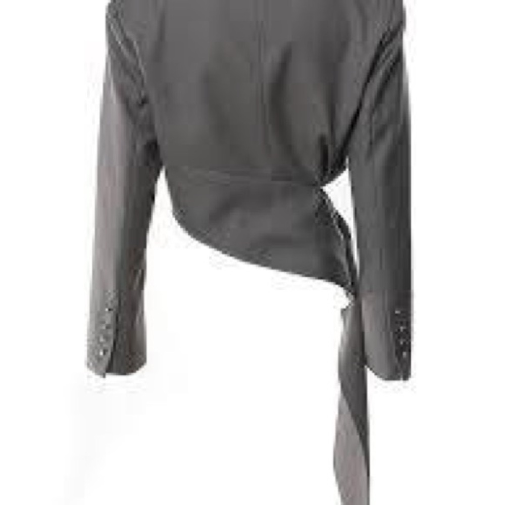 Asymmetrical Gray Blazer - Picture 5 of 7